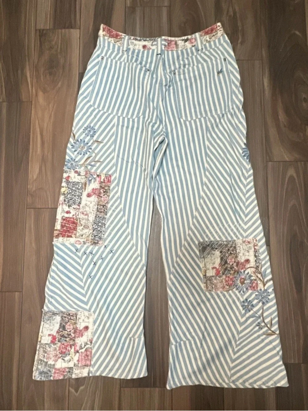 FREE PEOPLE Runyon Patched Craft Pants Women's Size - 4 - West Ridge